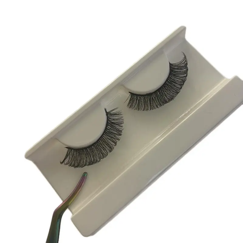 BOSSY Russian Strip Lash 16mm - Eyelashes for a Flawless Look 1