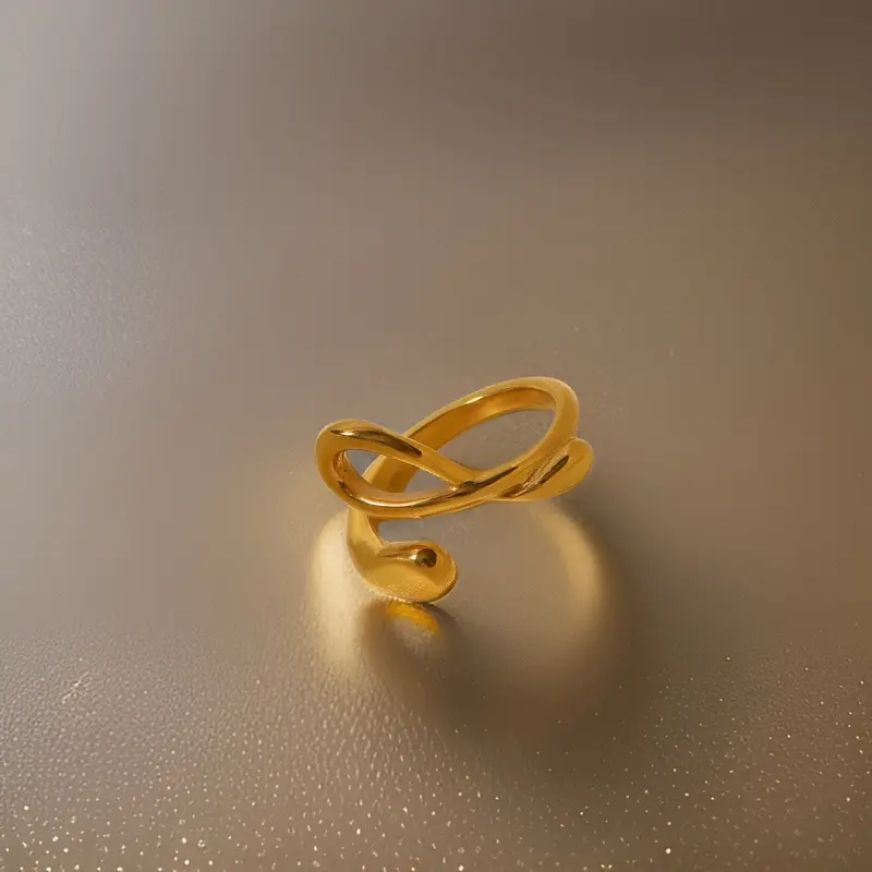 Lulu Statement Tie Ring / 18K Gold Plated 3