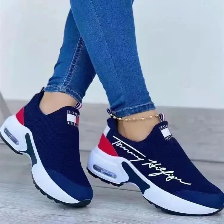 Women Casual Solid Color Breathable Shoes