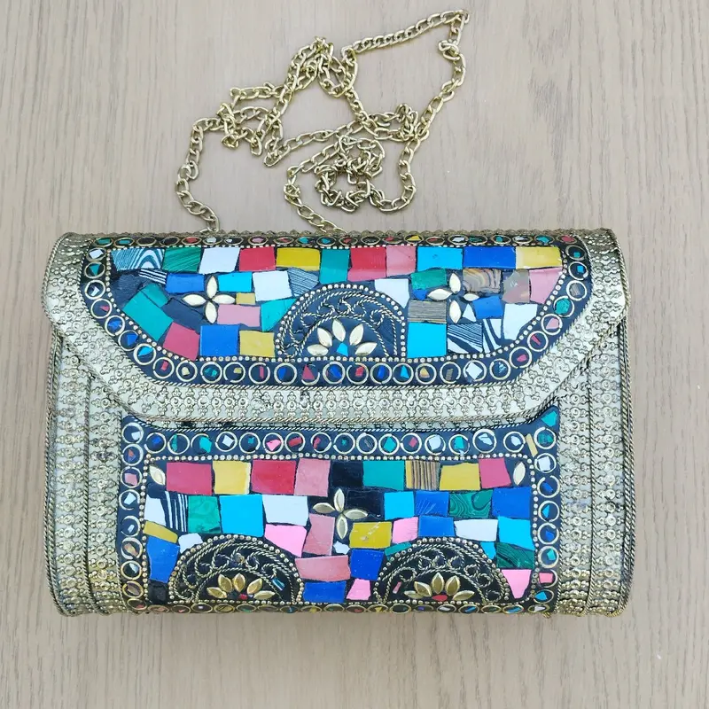 Traditional Metal Clutch for Women's Handbags 1