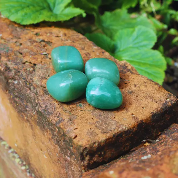 Green Aventurine Tumble Stones - Pocket Stones for Healing and Meditation - A Grade Aventurine - Reiki and Chakra Crystals
