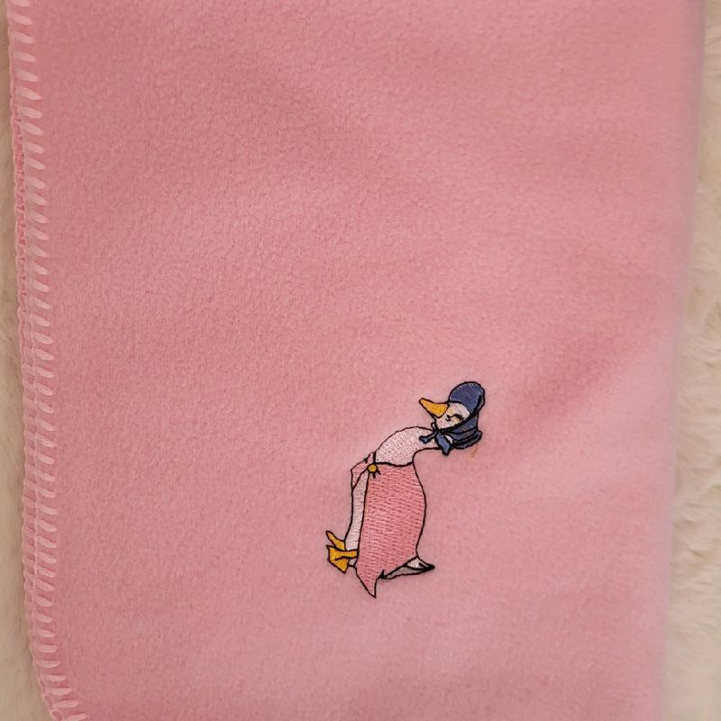 Babys rabbit / duck fleece blankets 2