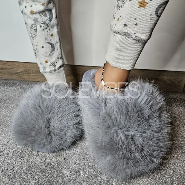 Women's & Girls Extreme Faux Fur Slippers - Soft & Cozy Slip on Footwear for Indoor Comfort women fall slippershoes Flipflop Slide