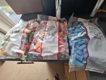 Product Review of 3 for £15 Pick n' Mix Sweets (3 x 1kg) [Fizzy + Jelly + Blue Mix] from ** ** 0