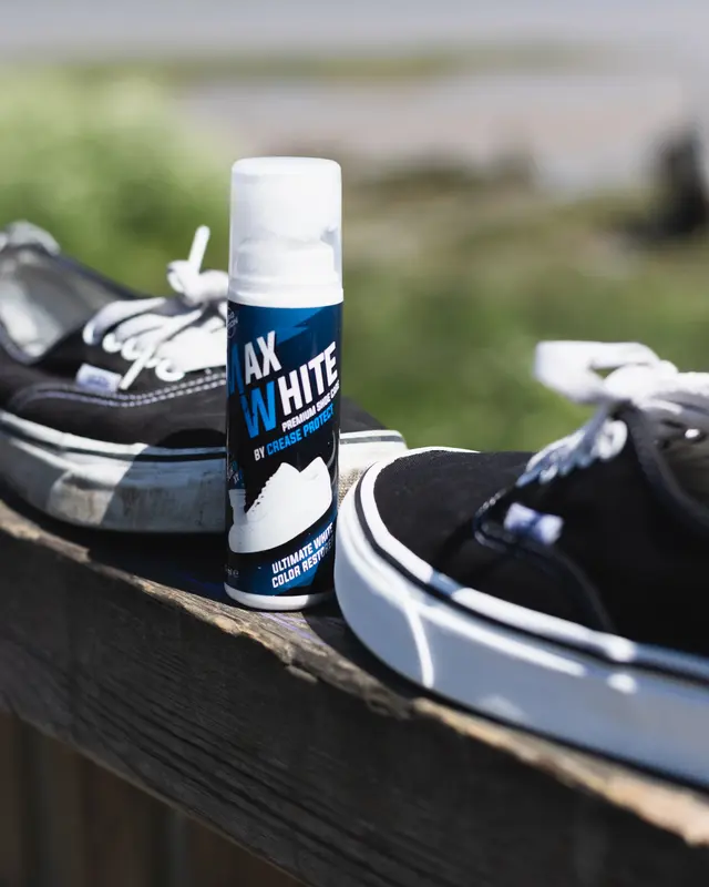 Crease Protect Max White Sneaker Whitener | White Shoe Polish for Leather, Canvas and Trainers | Restores Original White Color | Water-Resistant and Long-Lasting | Easy Sponge Applicator | 75ml 6