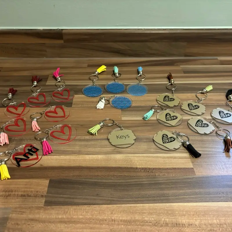 Key Rings with Customizable Engraving - Personalized Gift for any Occasion