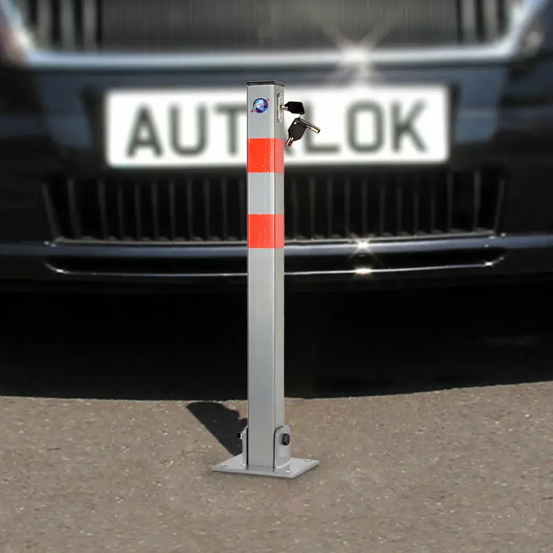 LOCKABLE PARKING BARRIER FOLDING CAR PARK BOLLARD SECURITY DRIVEWAY POST 3 KEYS 1