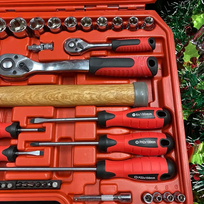 Neilsen 101 Piece Tool Set with 1/2" Drive Sockets, Spark Plug Sockets, and 25mm Adaptor ratchet mechanic tools 4