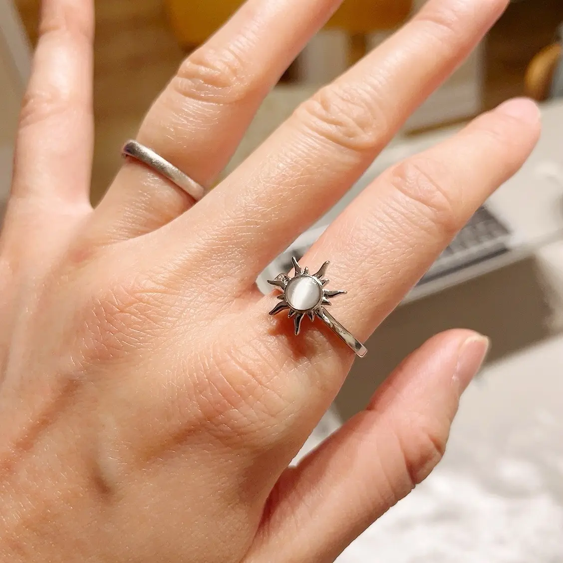 925 Silver Anxiety Ring/Spinning Ring/Fidget Ring/Gift Ring/Introvert/Friend/Birthday/Jewellery/Mindfulness/Meditation Ring/white sun