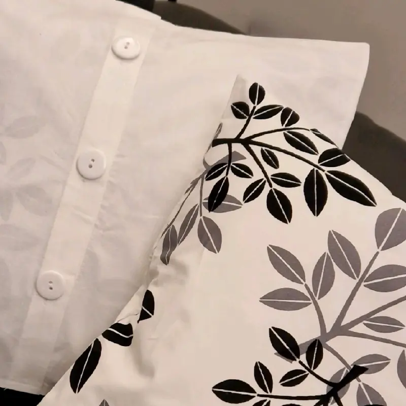 Set of 2 White Hobbs Home Leaf Cotton Cushion Covers (Cushions Not Included) 1