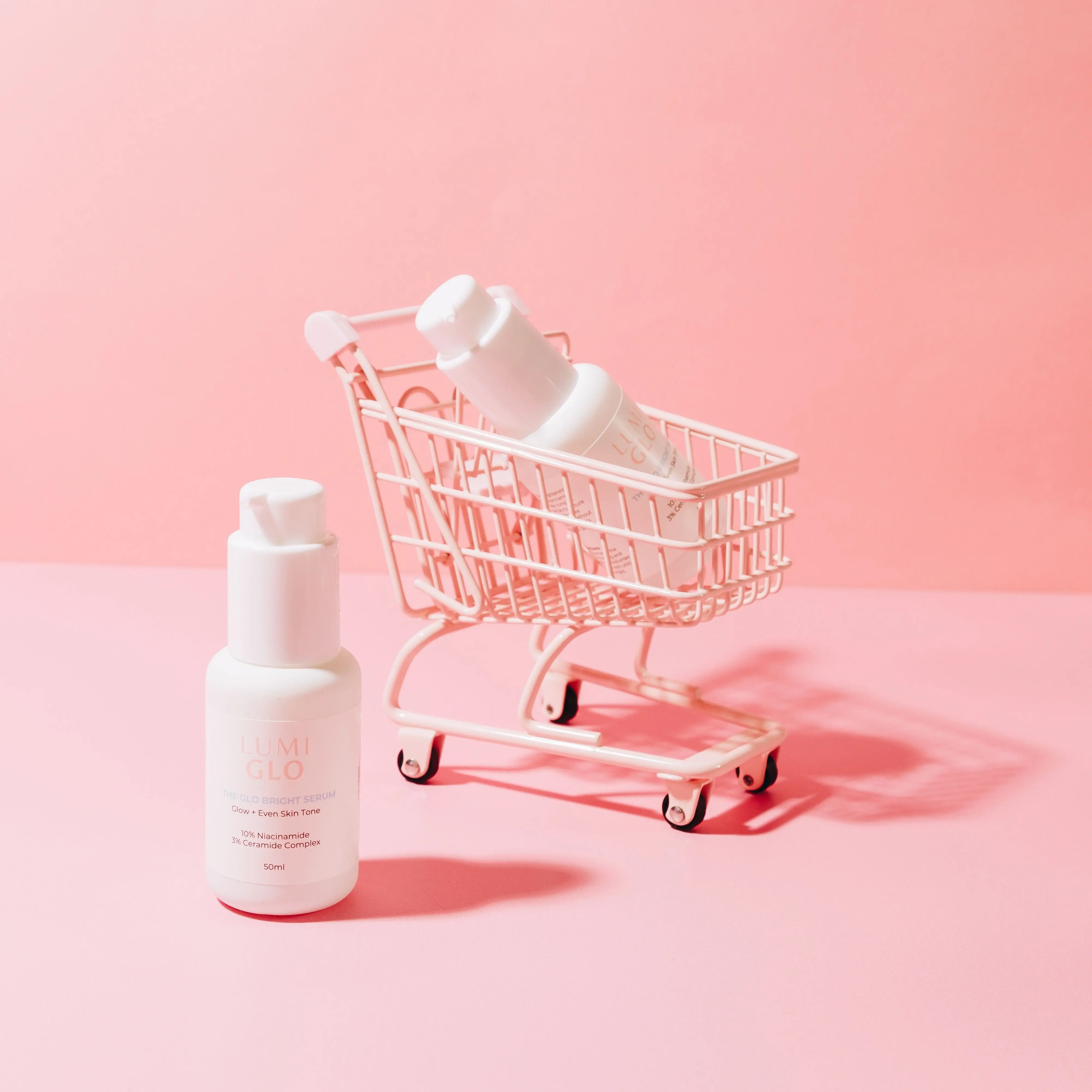 Lumi Glo Bright Serum for Skin Repair and Brightening - Comfort Niacinamide Skincare Radiance