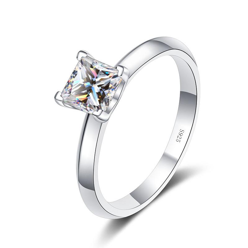 Elegant 925 Sterling Silver Moissanite Ring5