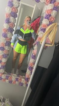 Product Review of Lexi Fashion Womens Colour Block Cropped Shell Jacket & Shorts Co-Ord Set Polyester Long Sleeve Fabric Womenswear Cropped Top Festival Lightweight Outdoor from A**💚 0