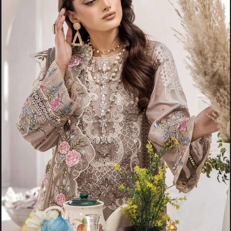 Maria B inspired Luxury Collection For Eid , Beautiful Collection For Ladies. 2