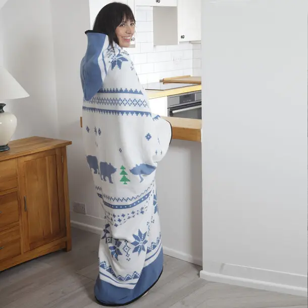 Easylife Zip-Up Polar Fleece Cosy Robe 6