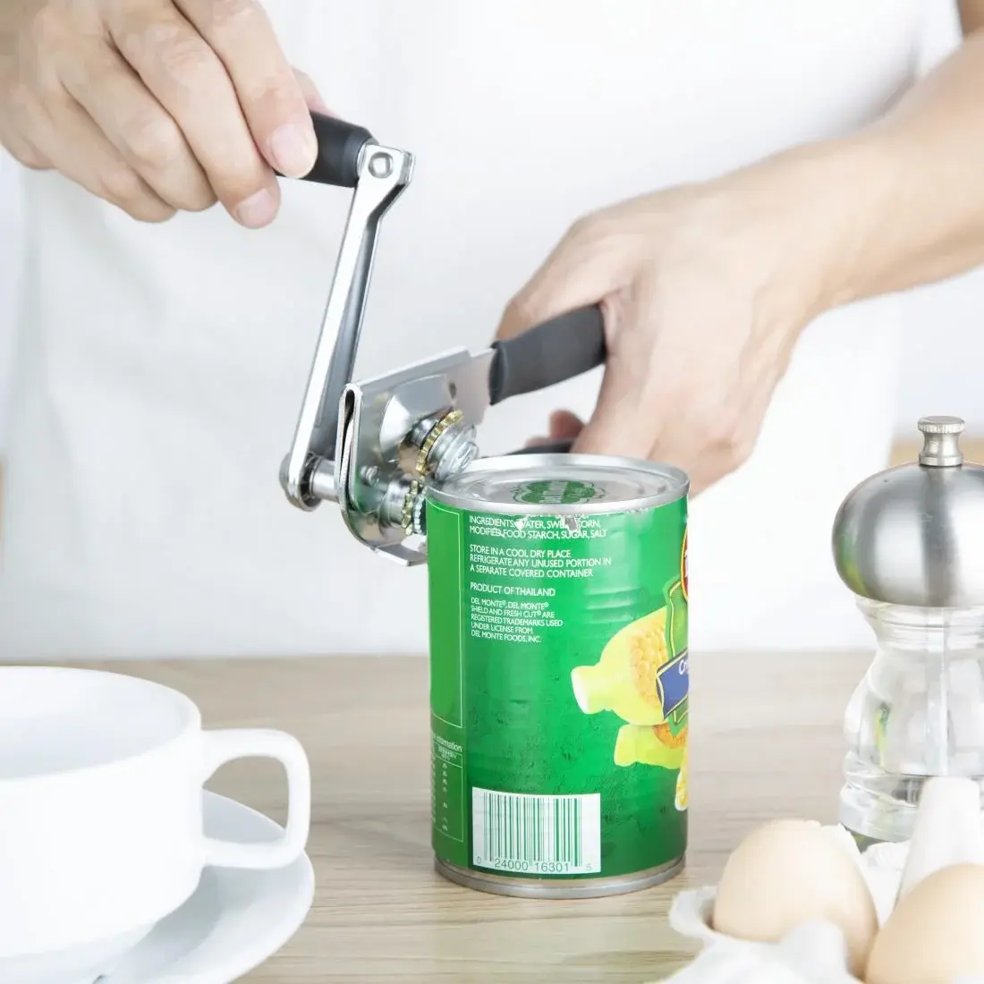 Vogue CJ368 Handheld Can Opener Length: 22cm Handy Kitchen Stainless Steel Blade