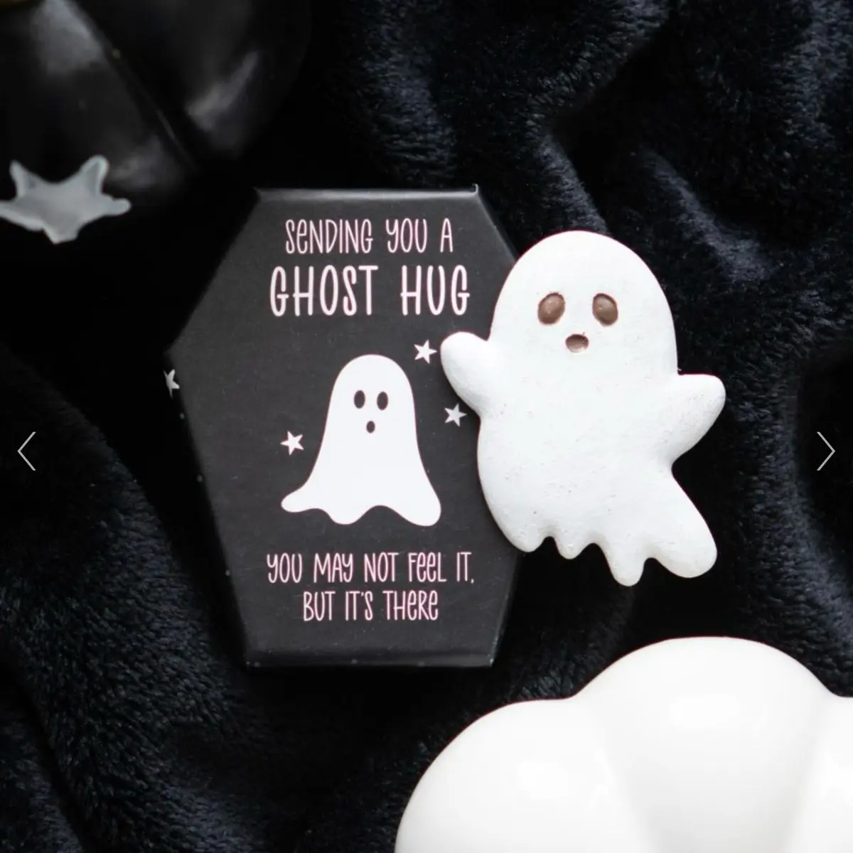 GHOST HUG TOKENS IN DISPLAY BOX
