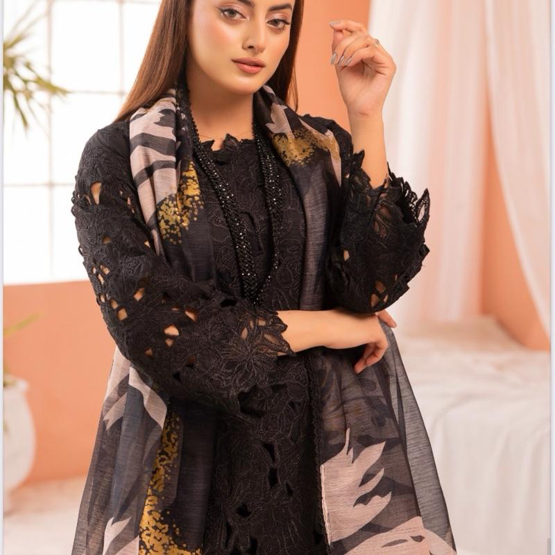 Rangrasiya Inspired Collection by Simran’s New Eid Collection for ladies 8
