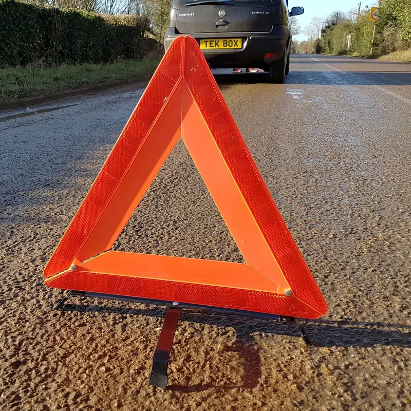 Car Warning Safety Triangle - Highly Reflective and Foldable 4