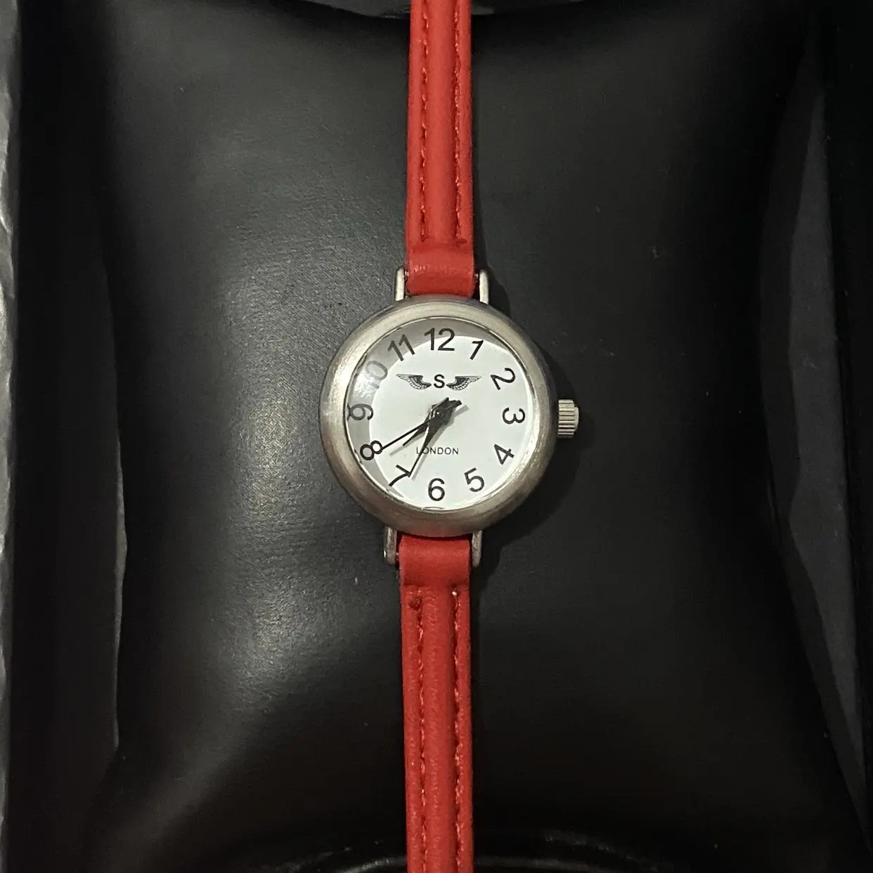 Vintage Minimalist Watch Vintage Ladies Watch Vintage gift