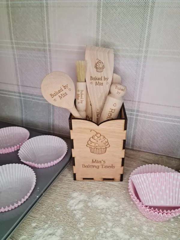 6 piece Personalised baking set, Beautiful gift for child baker,  Kids pretend play present - kitchen - birthday - christmas - bakery set 7