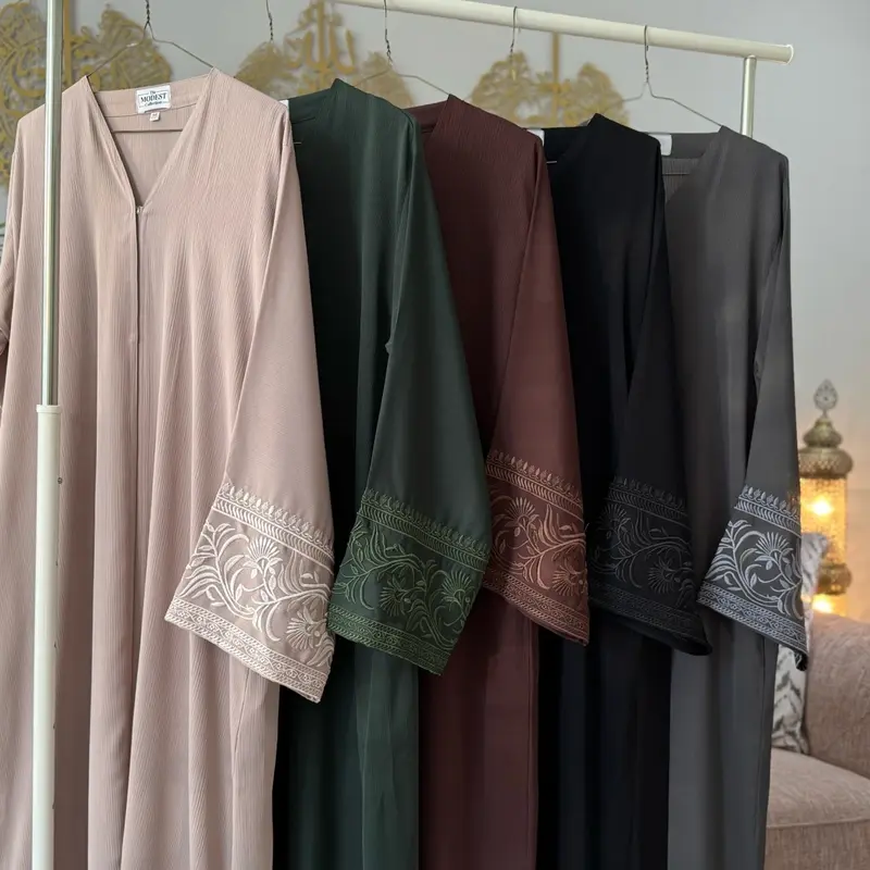 Embroidery Matching Abaya and Thobe for Ramadan 4