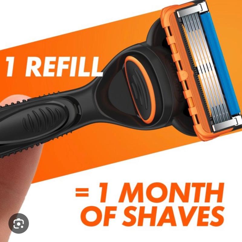 Gillette Fusion 5 Razor Blades 4 Pack - Comfortable Shaving Experience 3