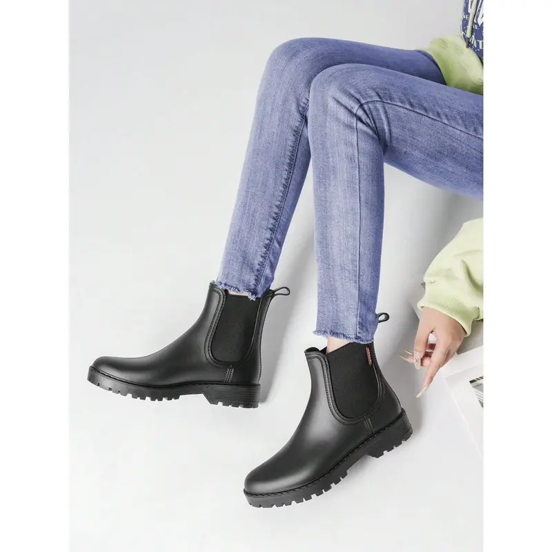 Women Rain Shoes, Fashionable Short Chelsea Slip-Resistant Rain Boots, Waterproof Jelly Booties, All-Match Overshoes 1