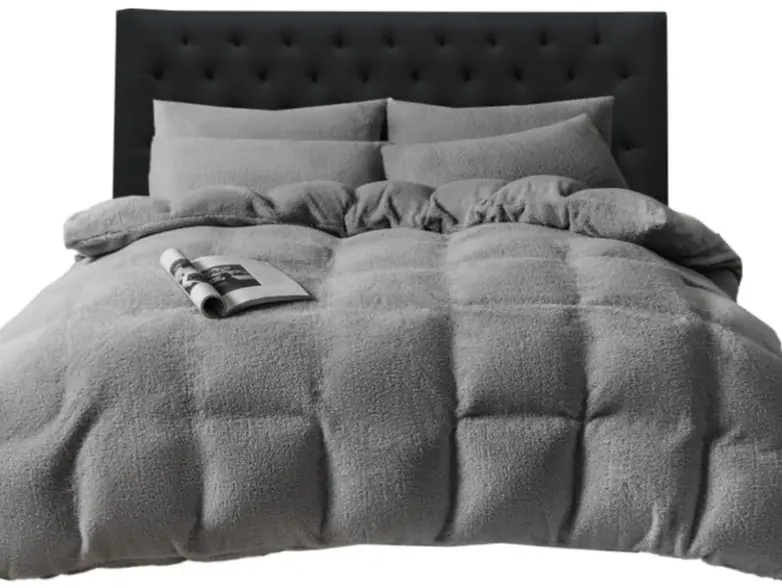 Ferry Homeware Teddy Fleece Duvet Set, Fluffy Fleece Bedding Duvet Cover Sets, Warm Luxury Super Soft Double Duvet Set with Pillow Cases, 100% Polyester Teddy Bear Bedding (Silver Grey) Machine Wash Stripes 8