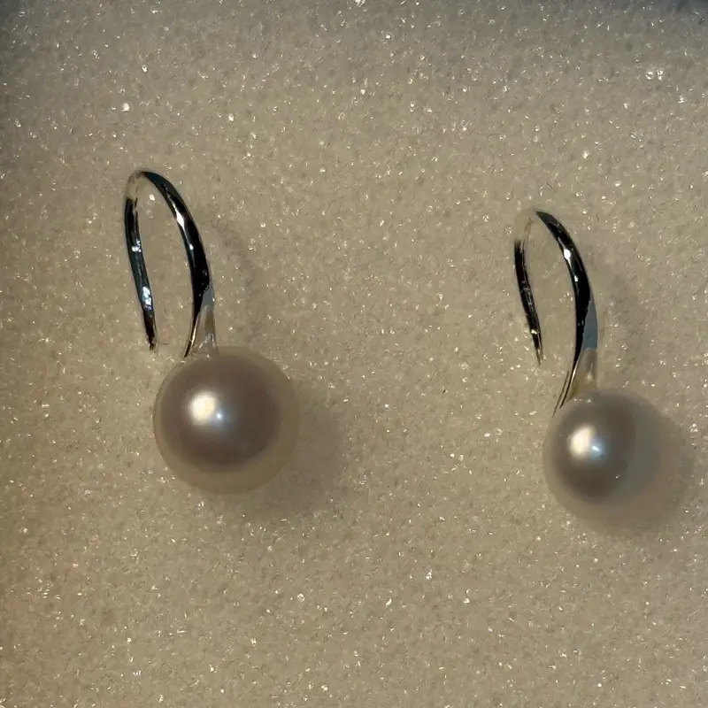 Pearl Drop Earrings - Perfect for Any Occasion 7