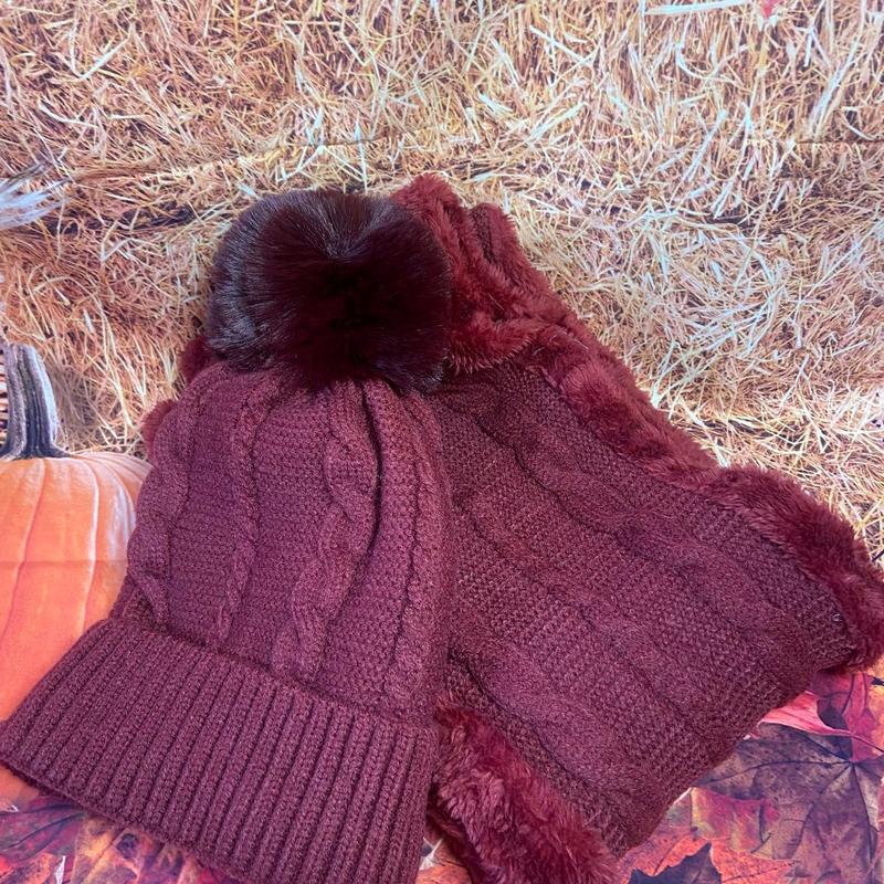 womens Insulated cable knit hat & scarf set 6