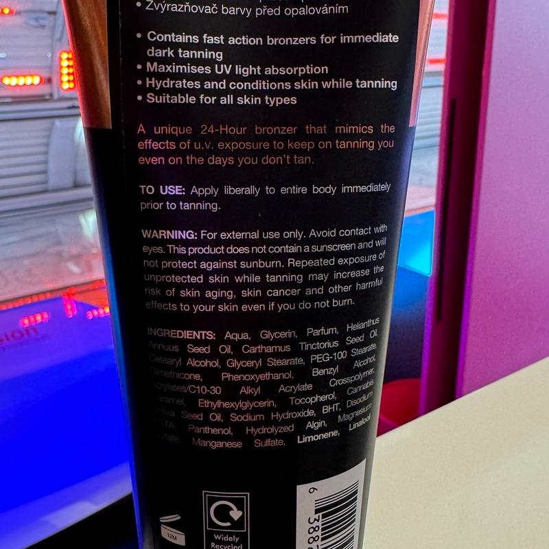 All 3 of the NON-STOP BLACK collection - 24HR BLUSHING TINGLE GEL ON HYBRID • KEEPS ON TANNING EVEN WITHOUT UV LIGHT  NON-STOP BLACK 24HR BRONZING BUTTER ON HYBRID OFF KEEPS ON TANNING EVEN WITHOUT UV LOH DHA FREE POWER 1HN 250ml/ Bronzer 3