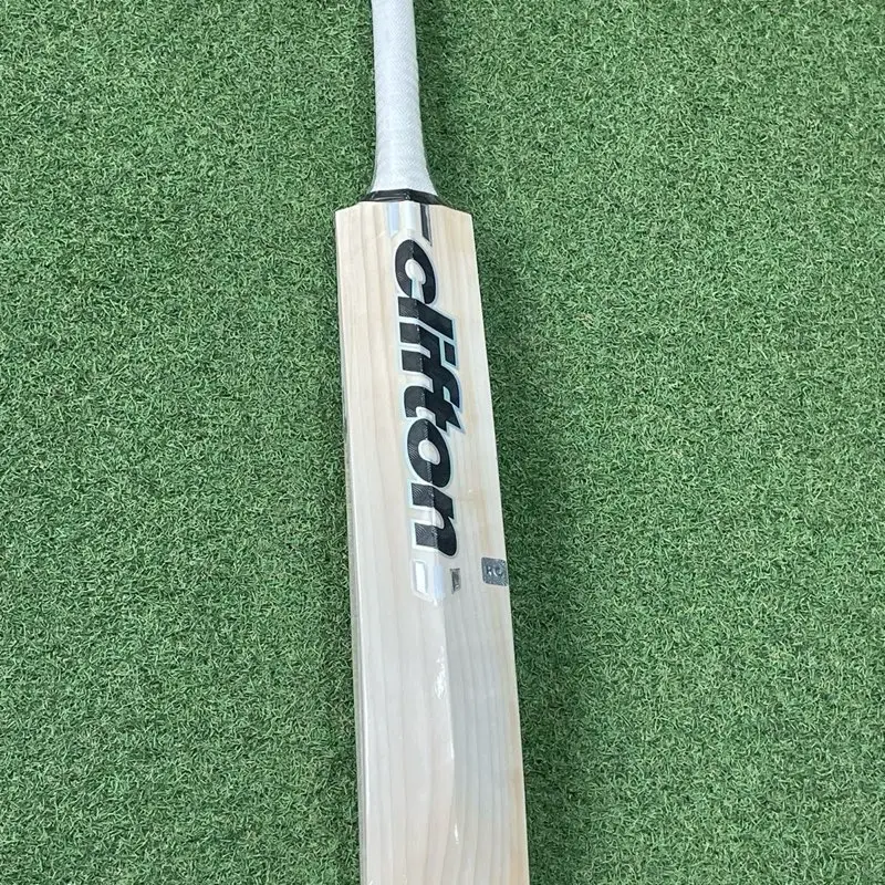 KG Legacy Players Cricket Bat - Brand New - Massive Profile - 2lb 10oz 3