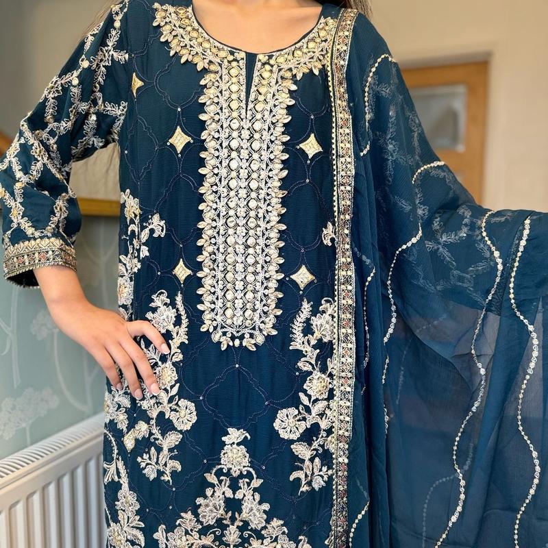 Inspired by Agha Noor Chiffon Fully Embroidered Dress Diamanté Work and Thread Work. Pakistani Womenswear 4