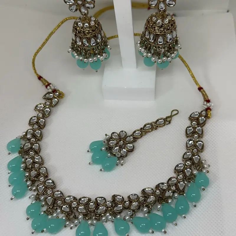 Children’s Flat line Kundan necklace set for young girls 6