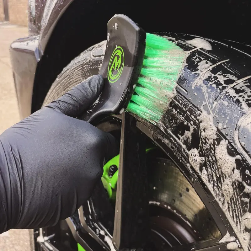 Alien Magic Tyre Cleaning Brush ( Heavy Duty ) 1