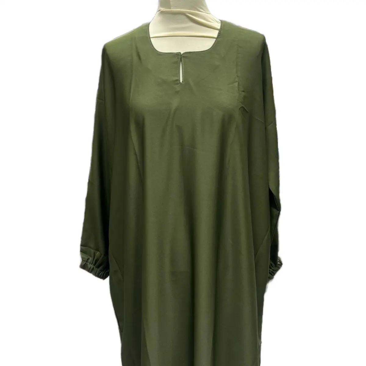 Classic Closed Plain Abayas with Pockets - Ideal for Any Occasion