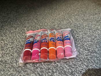 Product Review of 6 Color Long Lasting Peel Off Tinted Lipstick, 6 Counts/set Lip Gloss Tear Off Lip Tattoo Colored Lip Balm, Daily Lip Care Lip Moisturizer for Girls & Women, Eastenders Lipstick, Birthday Box For Girl, Christmas Gift, Summer Fridays Old Packaging Lip Balm from t**x 0