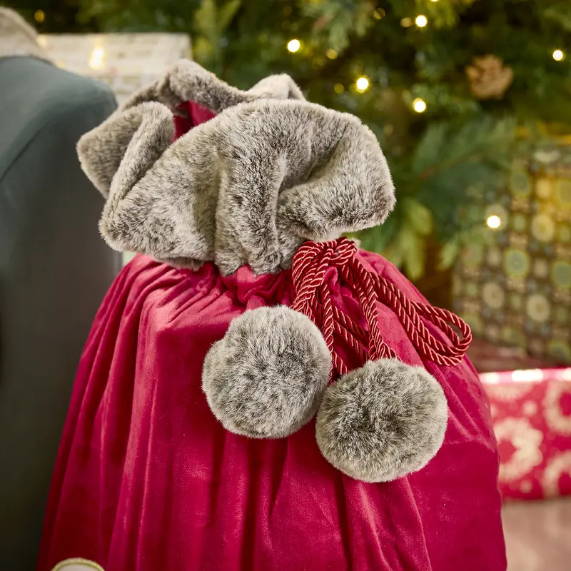 Luxury Christmas Sacks & Stockings with Monogrammed Letter 8