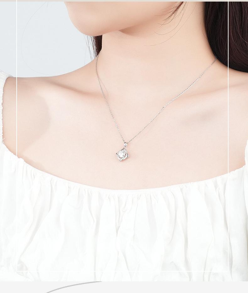 Elegant 925 Sterling Silver Moissanite Necklace3