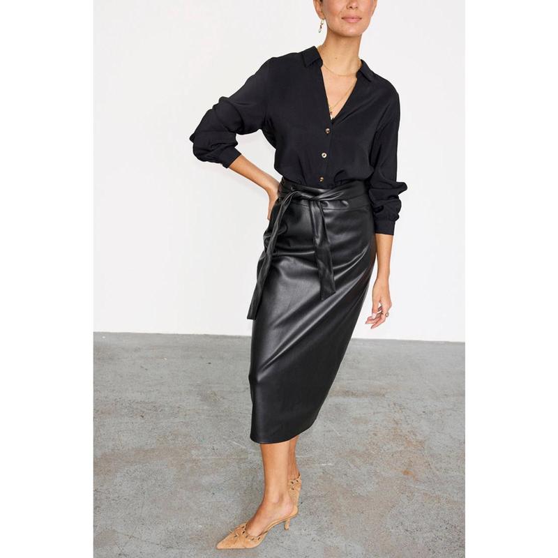 Black Vegan Leather Jaspre Skirt 4