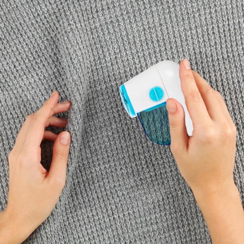 Electric Lint Remover Clothes Bobble Fluff Shaver Debobbler Battery Operated 2