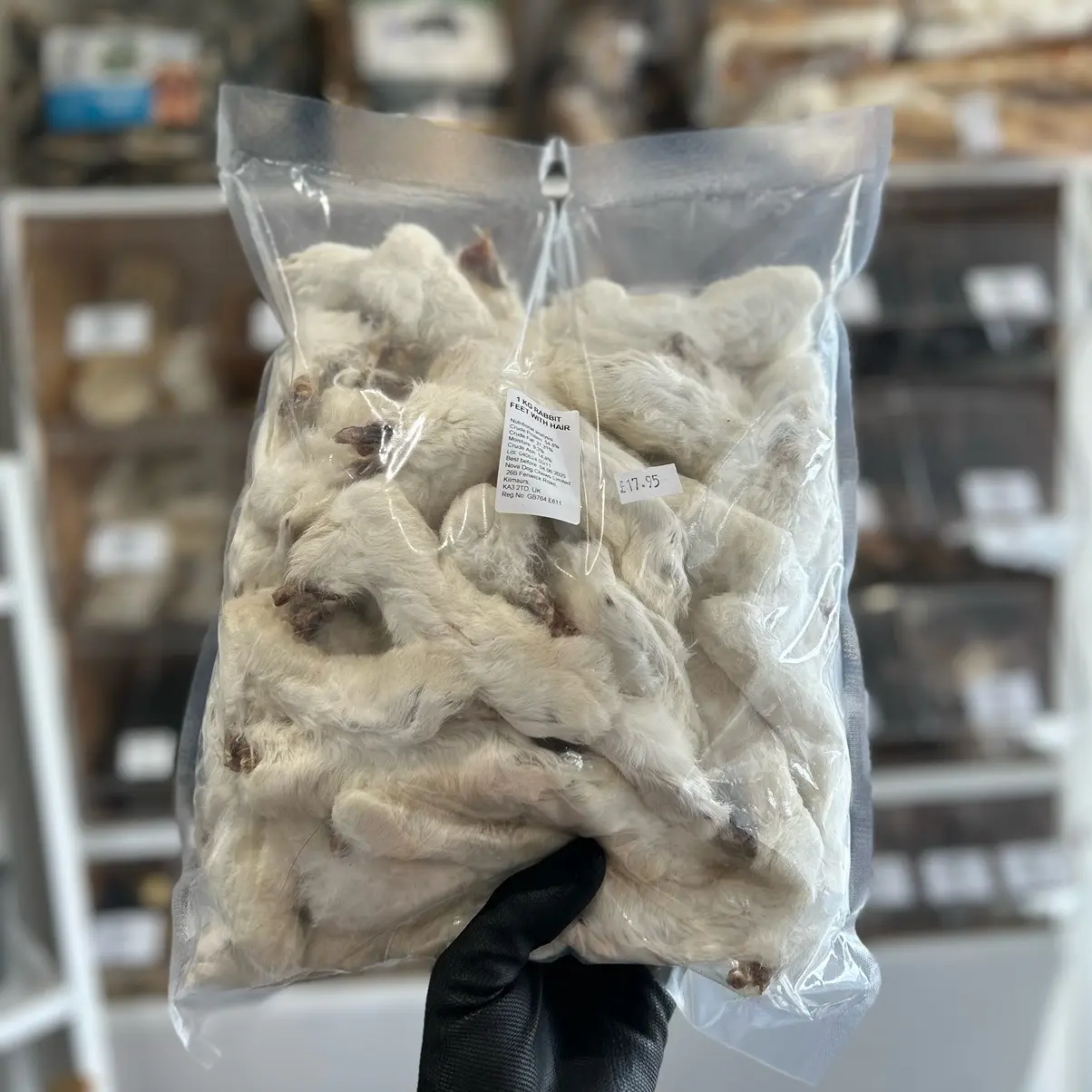1KG Hairy rabbit feet with hair