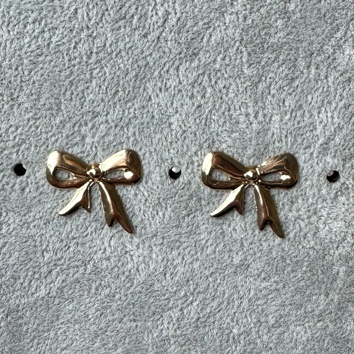 Bow earrings