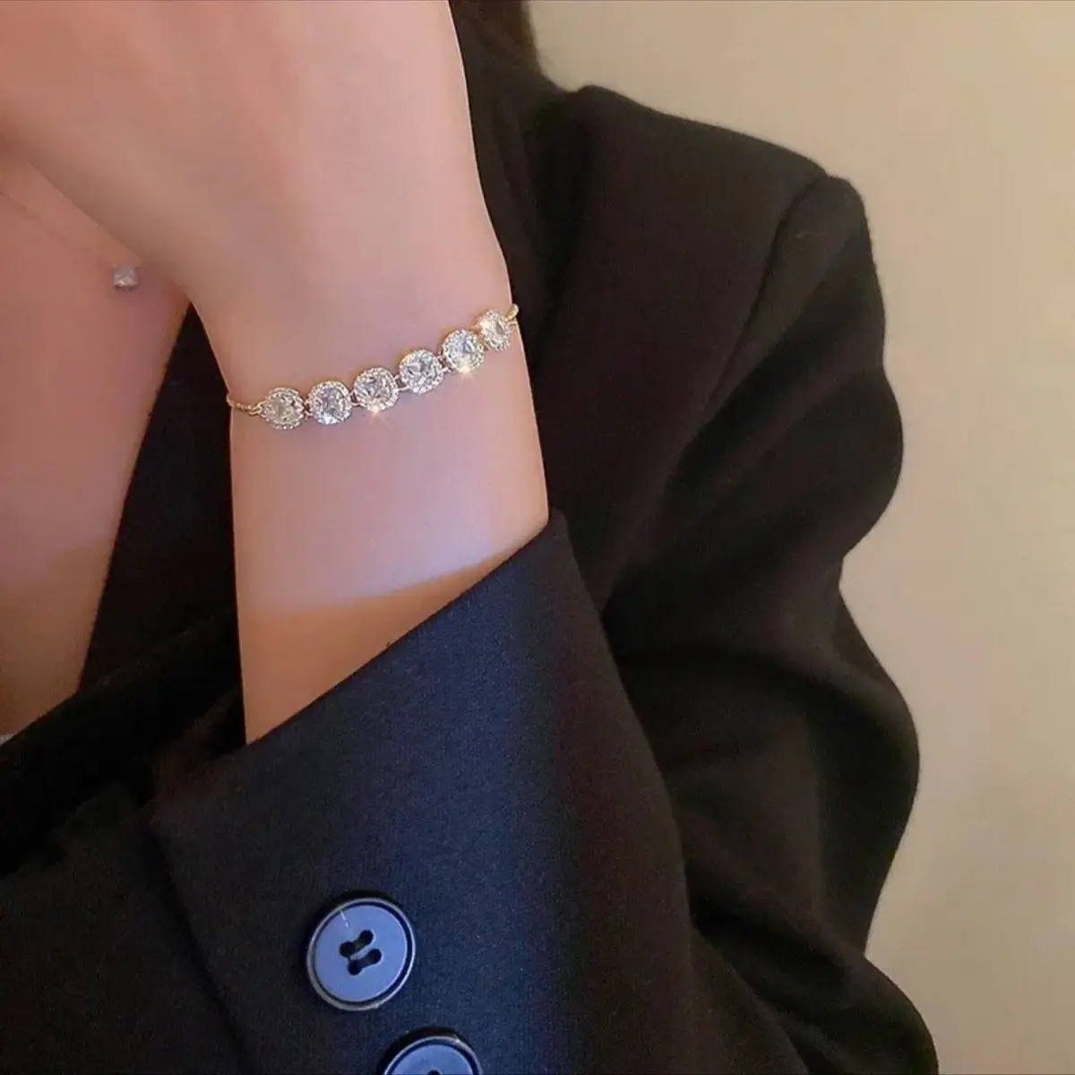 Crystal adjustable chain bracelet