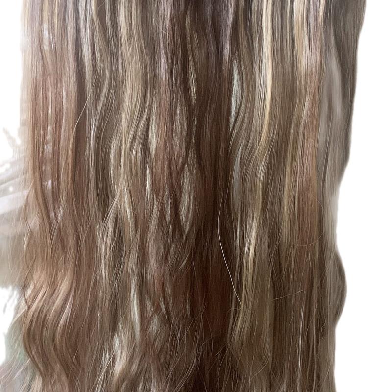 Dual Clip In Hair Extensions for Easy and Quick Styling 2