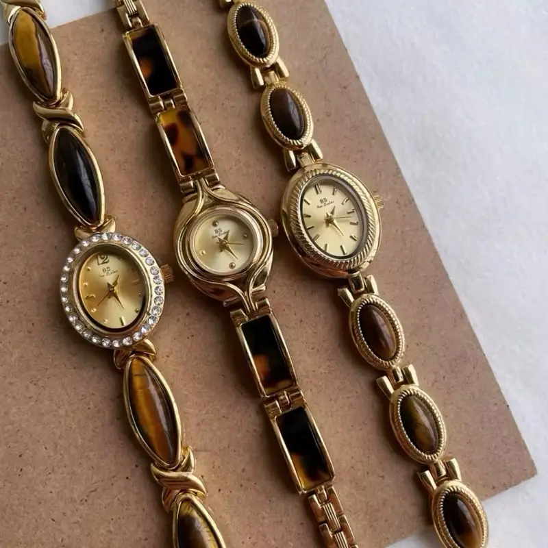 Women's Luxury Diamond Quartz Watch - Dial and Oval Shaped Bracelet