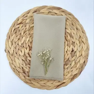 Bespoke Polyester Napkins in Various Colours for Weddings and Parties - Tableware, Cutlery 1
