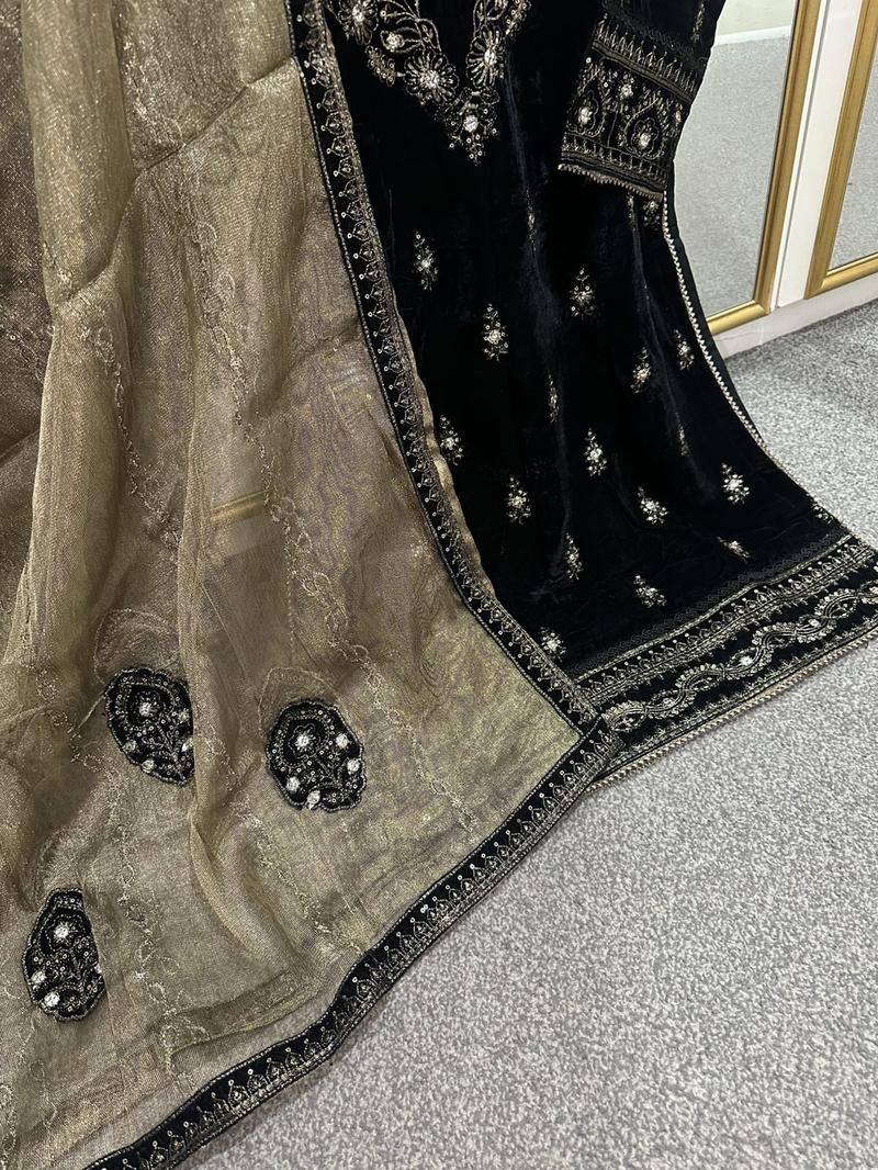 Product Introduction of LUXURIOUS 3 piece premium micro velvet suits - H fashion by Bin Hameed Womenswear 18