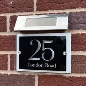 Perfect House Signs | Prestige Solar House Number Signs With Solar Light Black Rectangle Door Name Plaque | 200mm x 140mm | Door Signs | Premium Door Plaque | House Number Signs | House Number Plate Including All Fittings